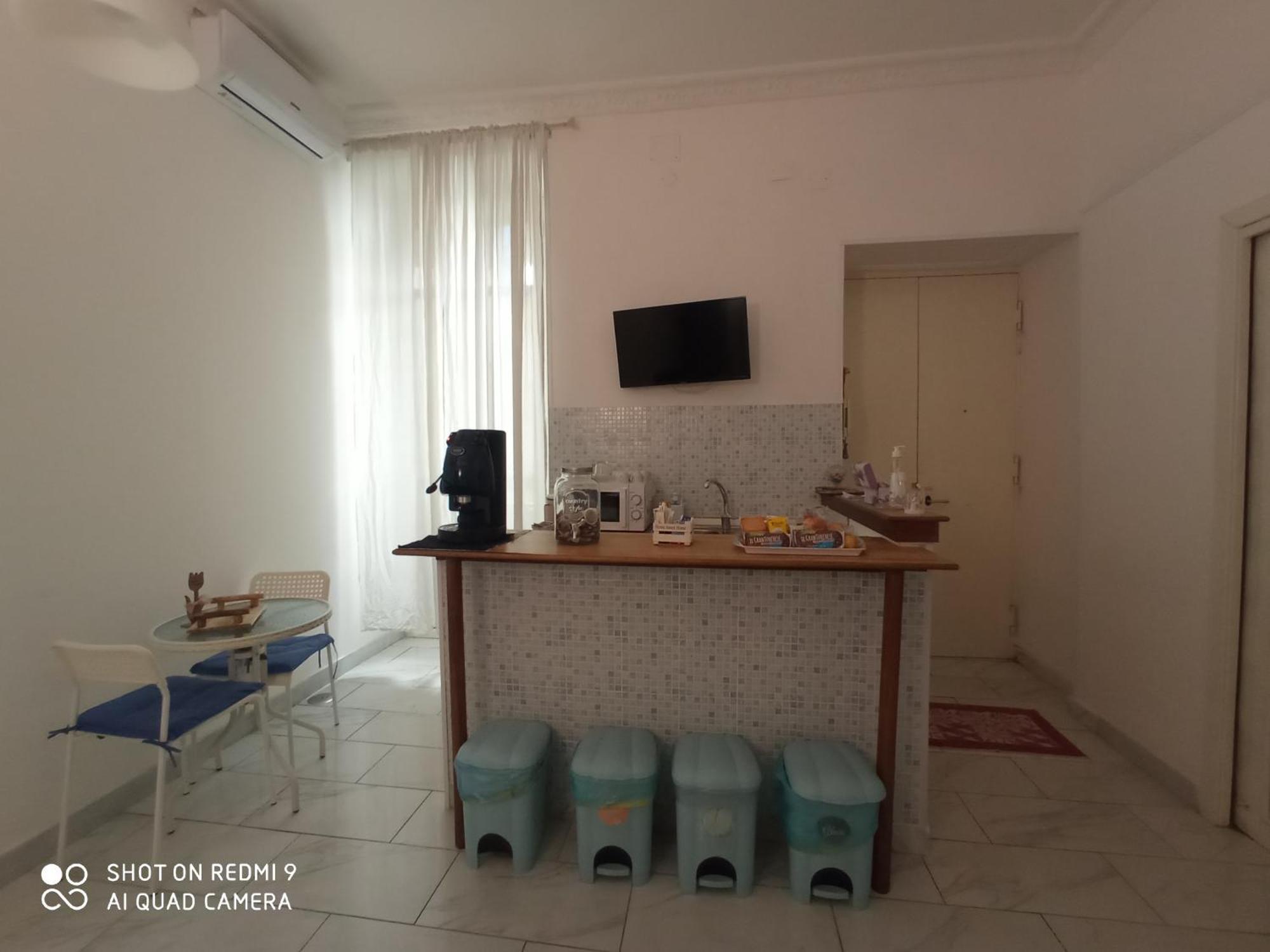 La Maison Di Wanda Bed & Breakfast เนเปิลส์ ภายนอก รูปภาพ