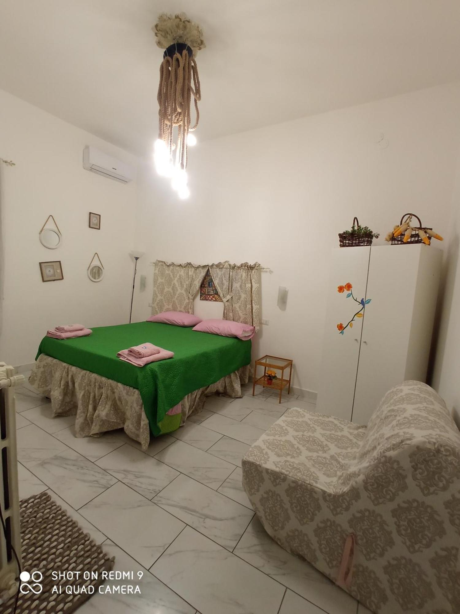 La Maison Di Wanda Bed & Breakfast เนเปิลส์ ภายนอก รูปภาพ